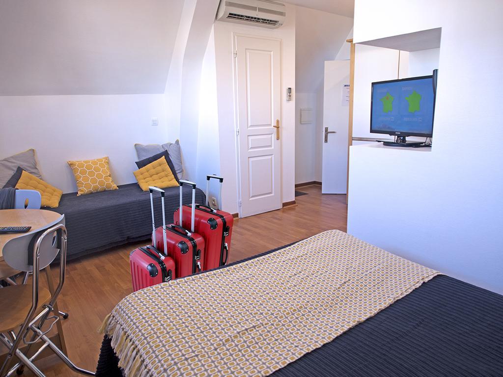 Hotel Belle Vue รัวย็อง ภายนอก รูปภาพ